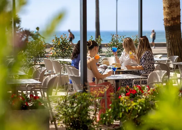 Royalmar カーニュ・シュル・メール